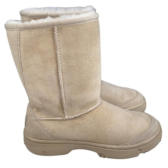 UGG Australia Womens Beige Ultimate Short 5275 Genuine Leather Winter Boots Sz 6 - Picture 1 of 10